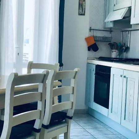 Pausa Mare - Immobilevante דירה פונזה